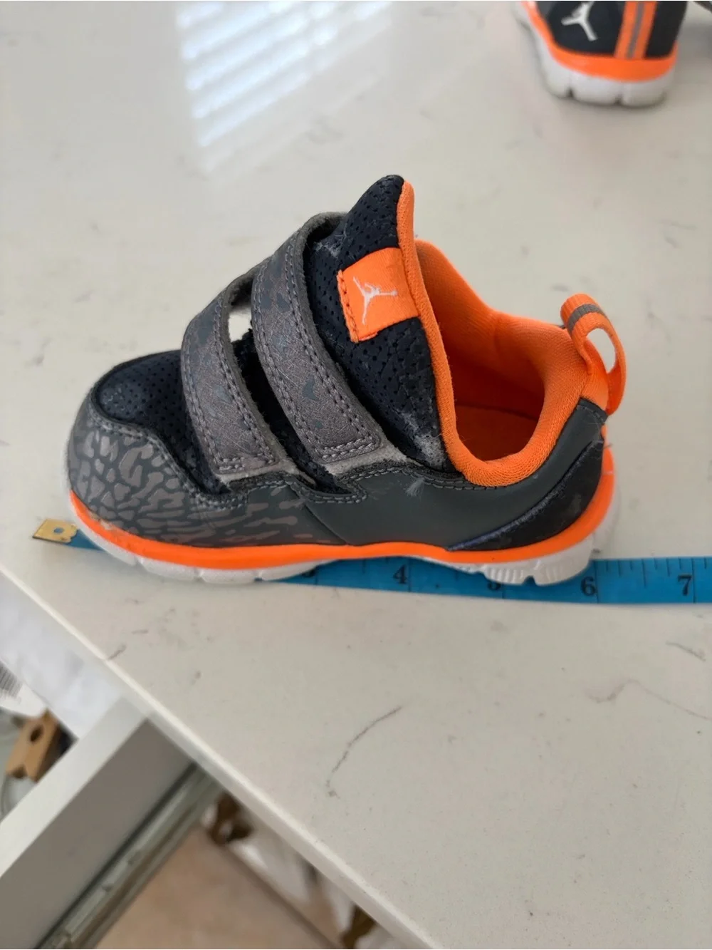 Little Jordan Toddlers Sneakers Elephant Grey & Orange Velcro PreOwned Size 5-6